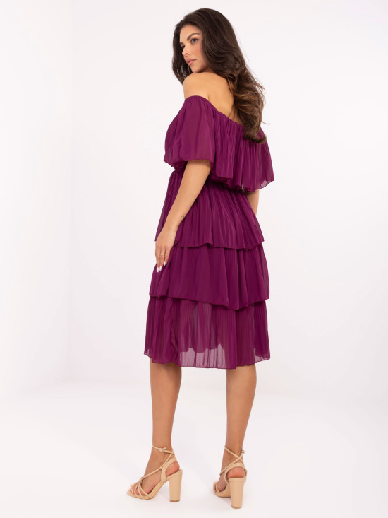 Rochie violetă evazată cu volan