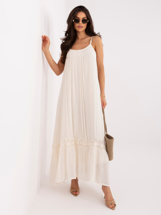 Rochie maxi bej cu detalii din dantelă