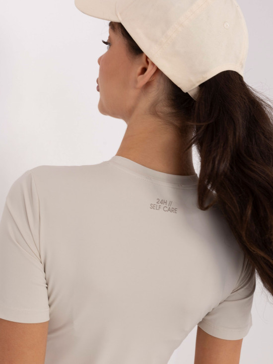 Bluză bej simplă cu mânecă scurtă