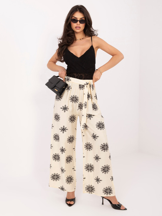 Pantaloni palazzo bej cu curea