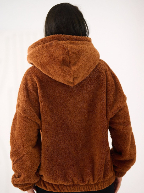 Hanorac bej cu glugă și buzunar