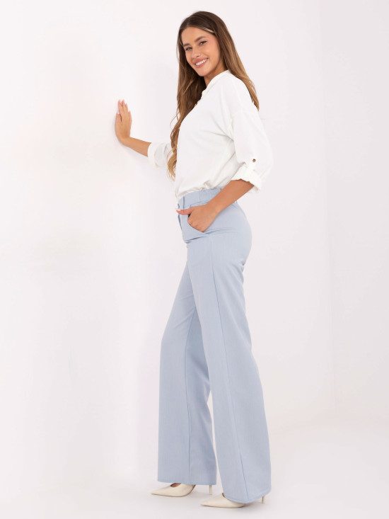Pantaloni eleganți din material, albastru deschis, cu croială largă