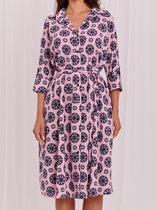 Rochie midi evazată roz deschis cu curea