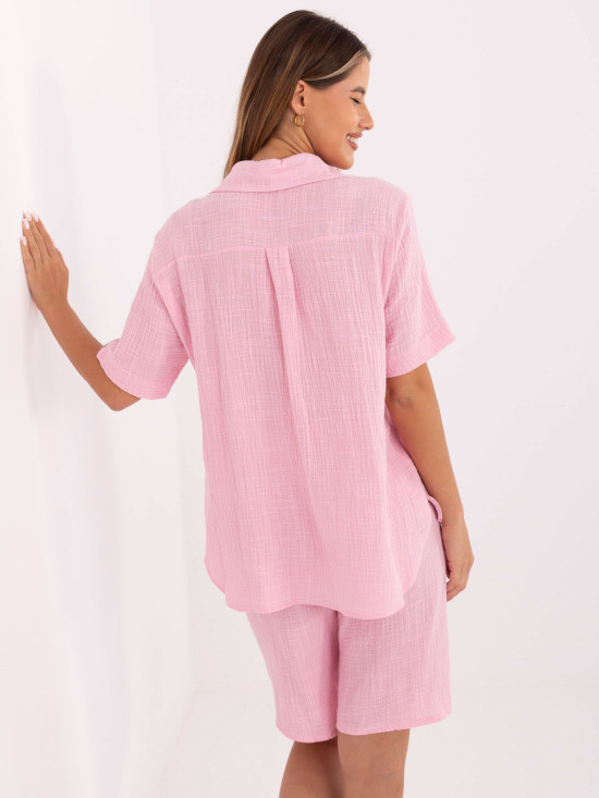 Compleu elegant în roz deschis