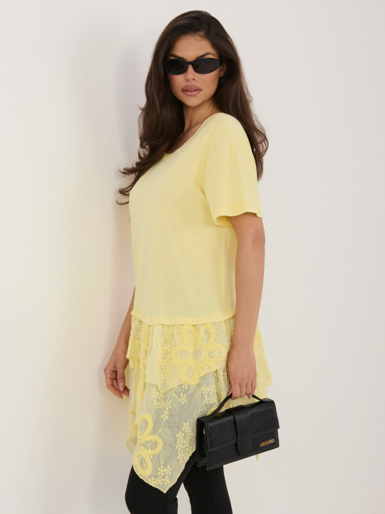 Bluză galbenă din bumbac cu volan și broderie