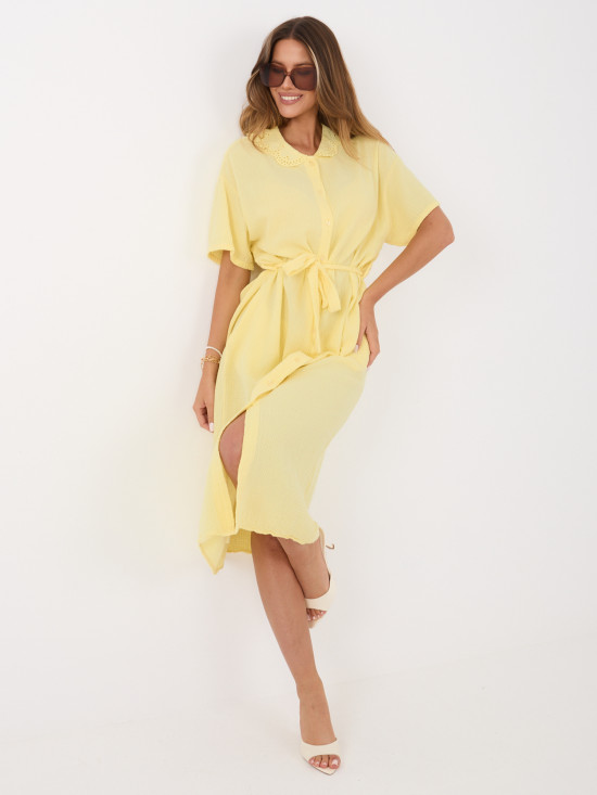 Rochie midi galbenă evazată cu curea și buzunare