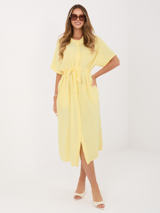 Rochie midi galbenă evazată cu curea și buzunare