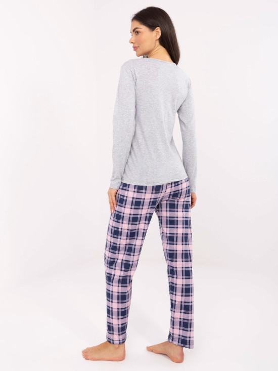 Pijamă gri cu model în carouri și nasturi