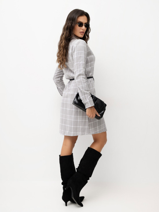 Rochie-cămașă alb-gri cu curea și buzunare