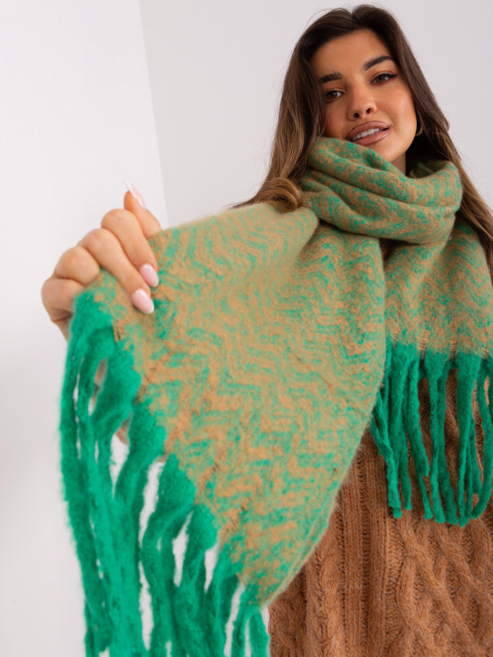 Șal damă verde-camel cu model geometric