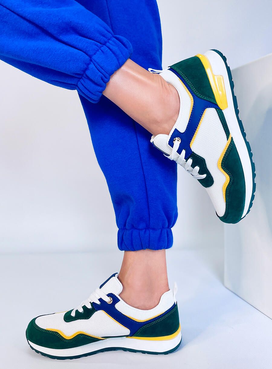 Adidași sport verzi și albi