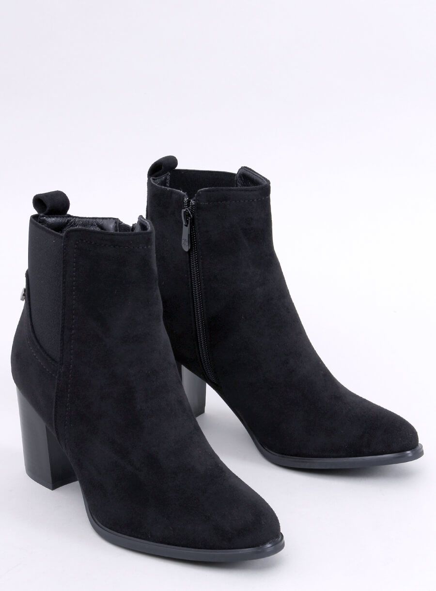 Botine clasice negre