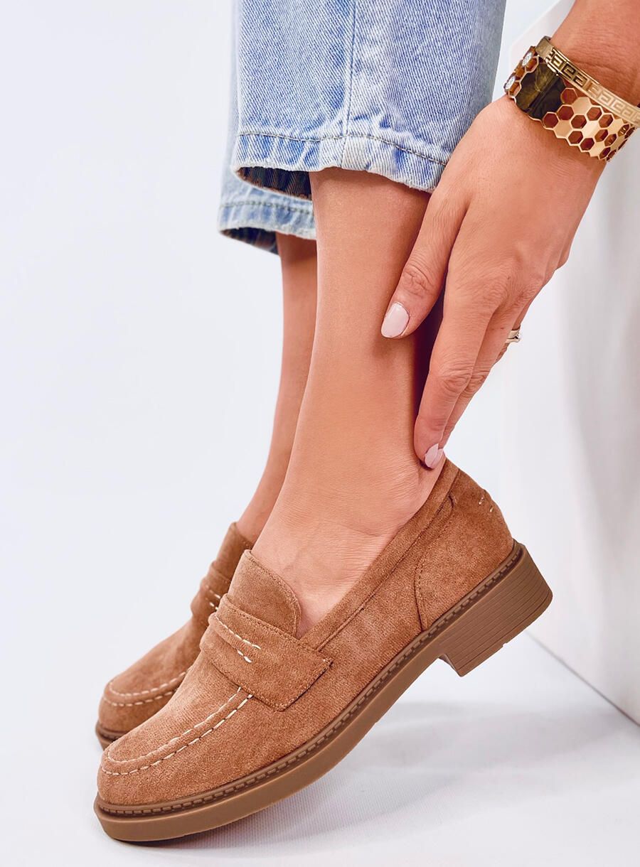 Mocasini maro camel joase din piele întoarsă