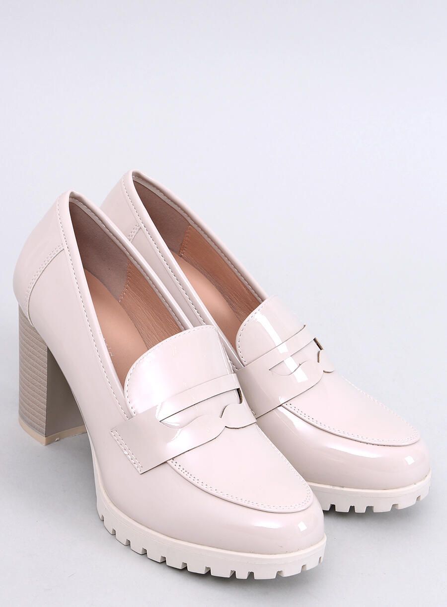 Pantofi/mocasini de damă cu toc bej