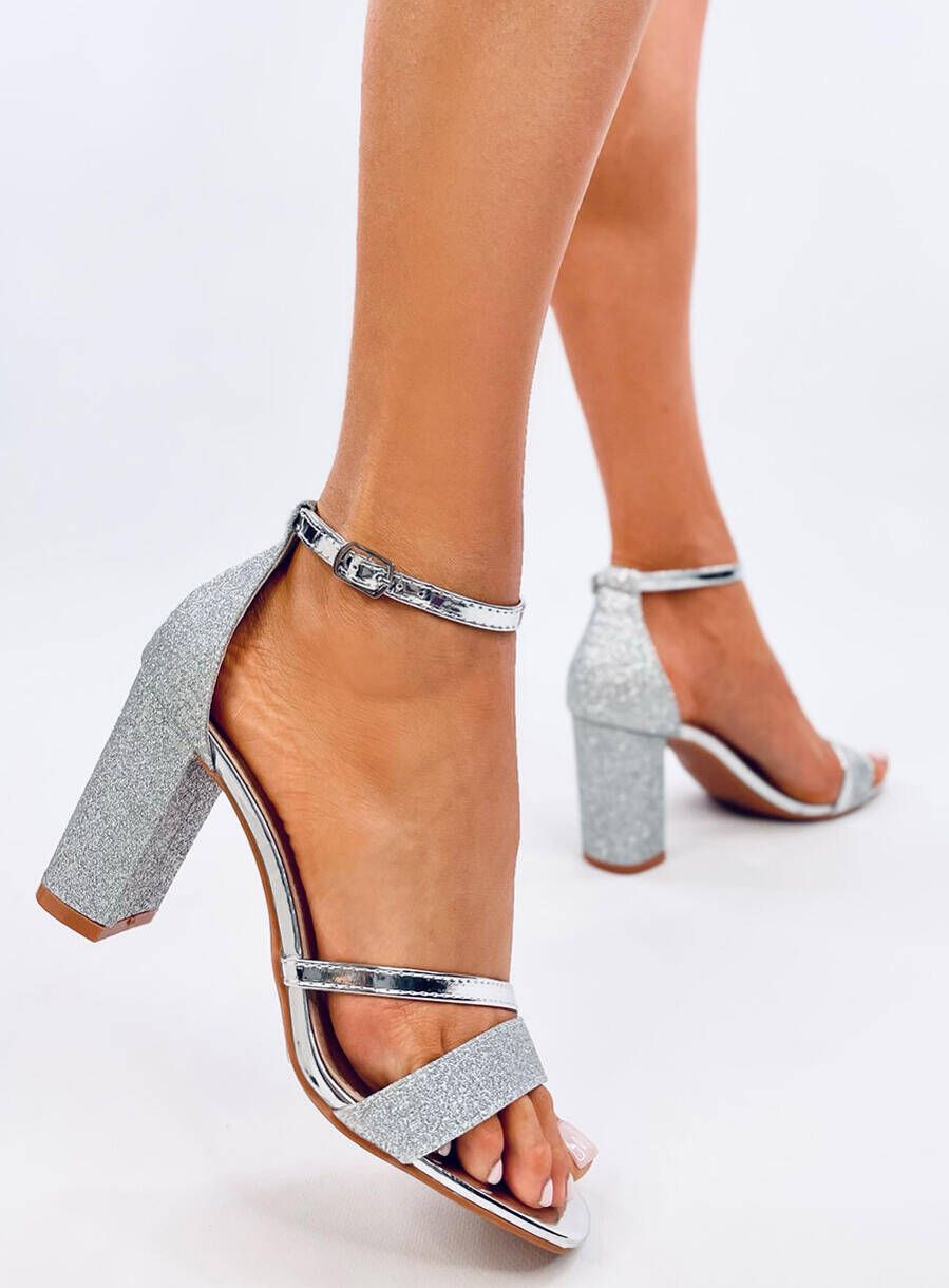 Sandale metalice elegante argintii