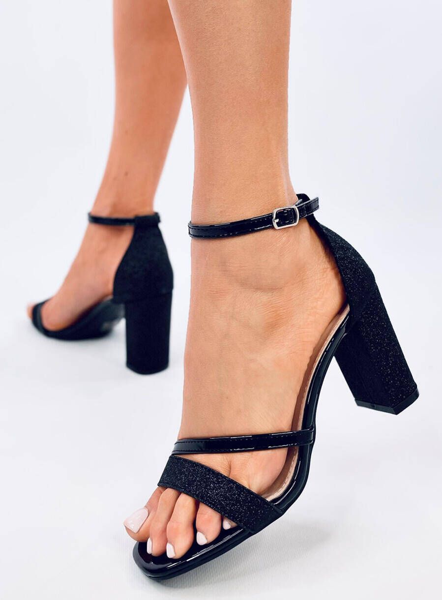 Sandale metalice elegante negre