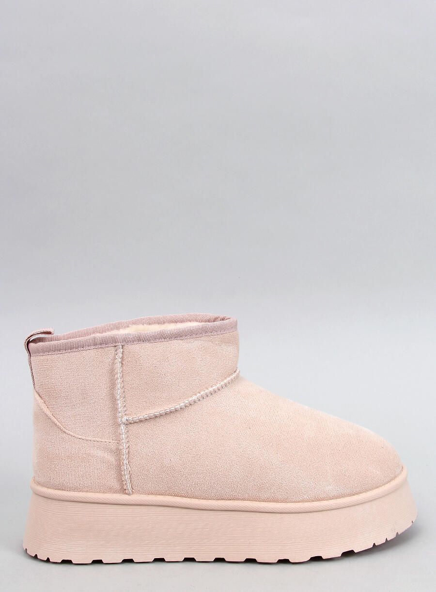 Ghete de zăpadă bej deschis pe platformă