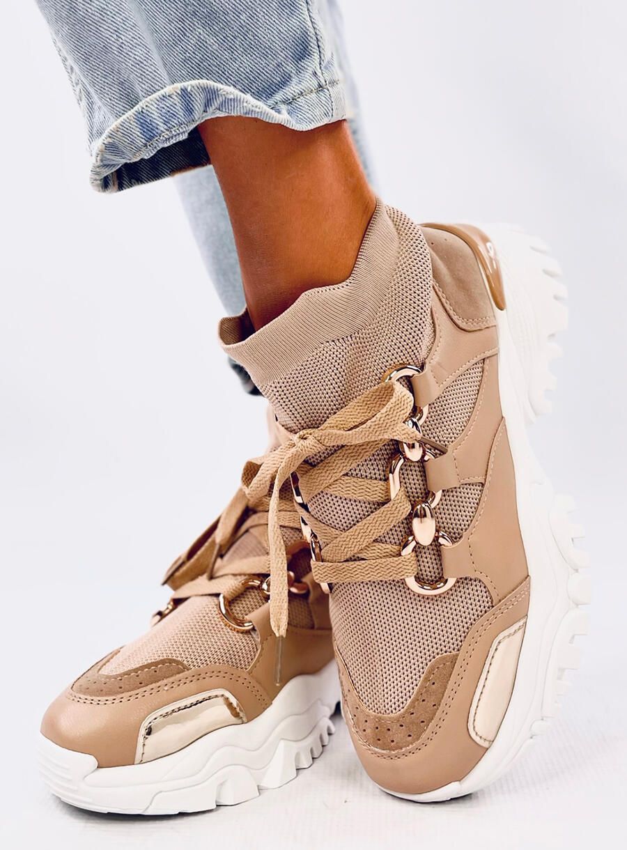 Adidași bej pe platformă cu vârf elastic