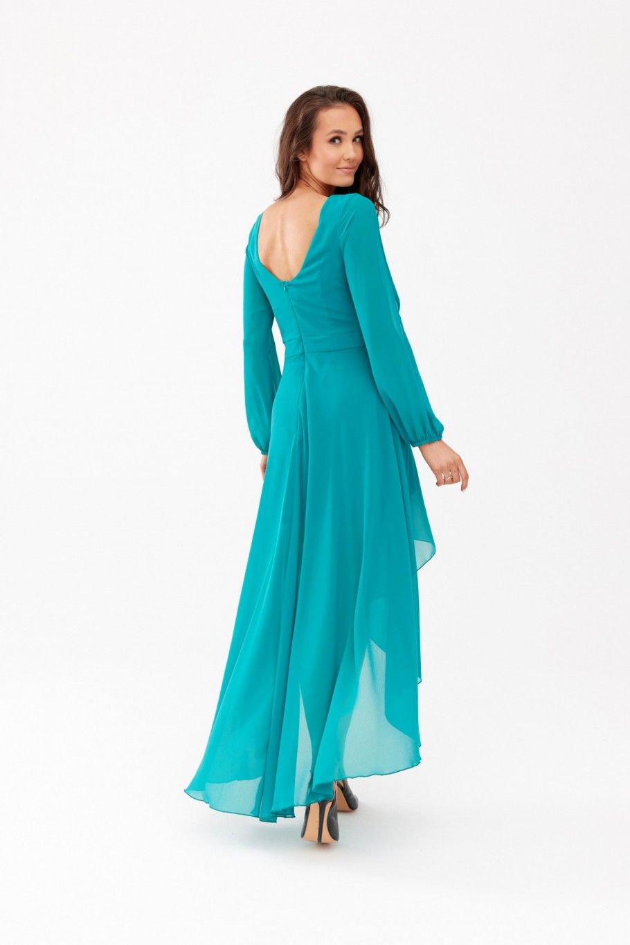 Rochie maxi asimetrică cu mâneci lungi, verde deschis