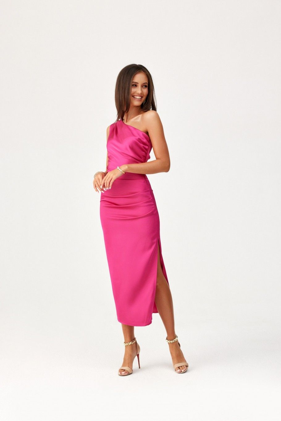 Rochie midi satinată pe un umăr, culoare amarant
