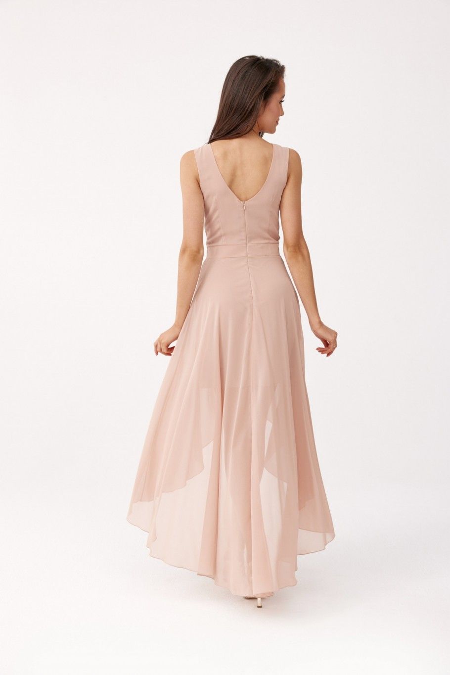 Rochie maxi asimetrică cu decolteu petrecut cappuccino