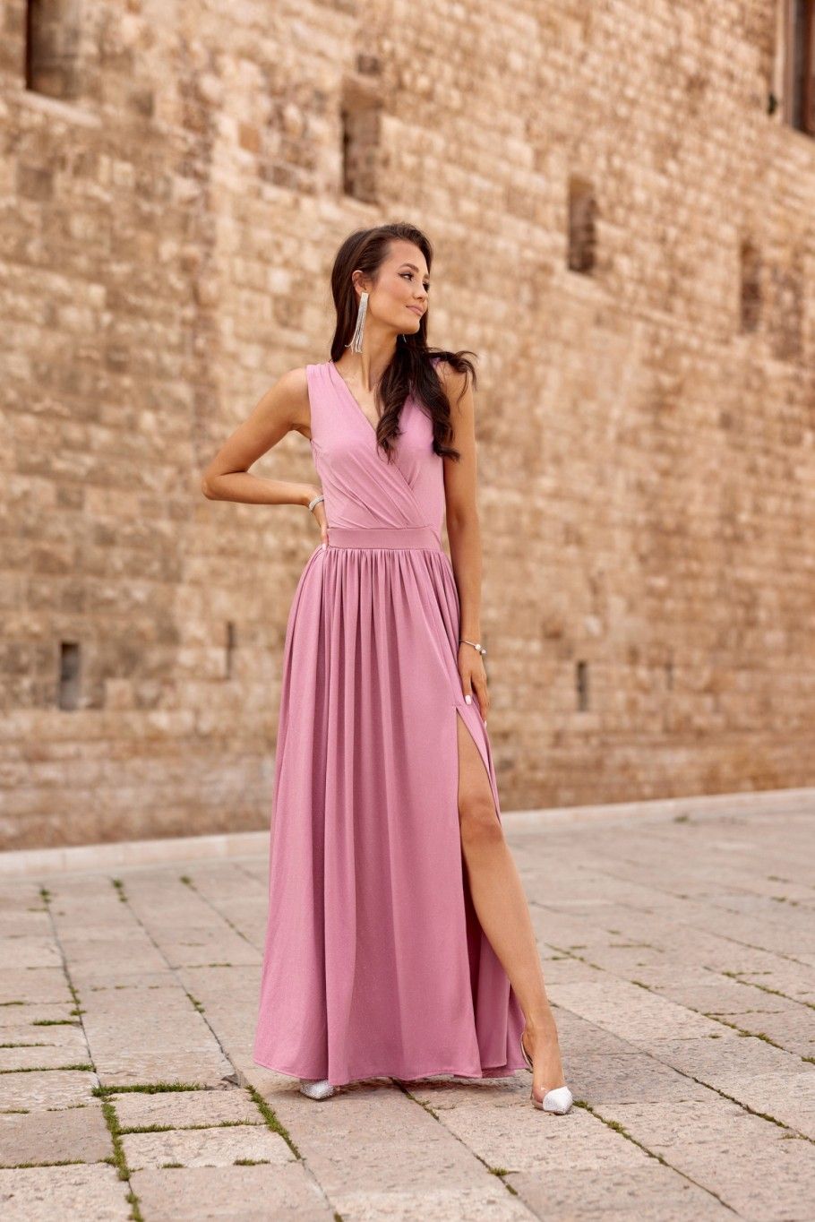 Rochie maxi brocart cu legare la spate, roz