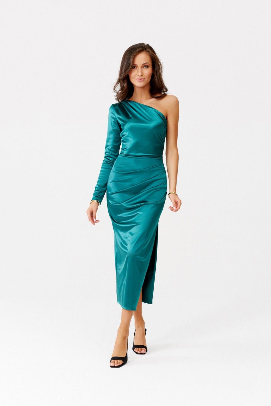 Rochie midi satinată cu o mânecă lungă, verde