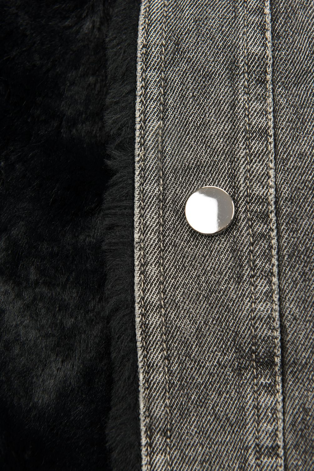 Jachetă gri denim cu blană neagră