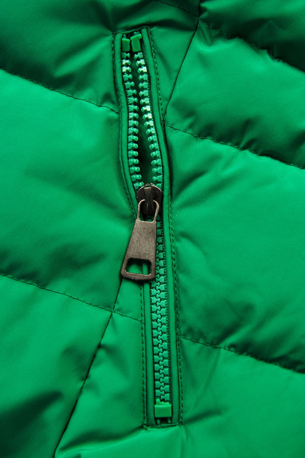 Geacă de iarnă matlasată verde cu blană
