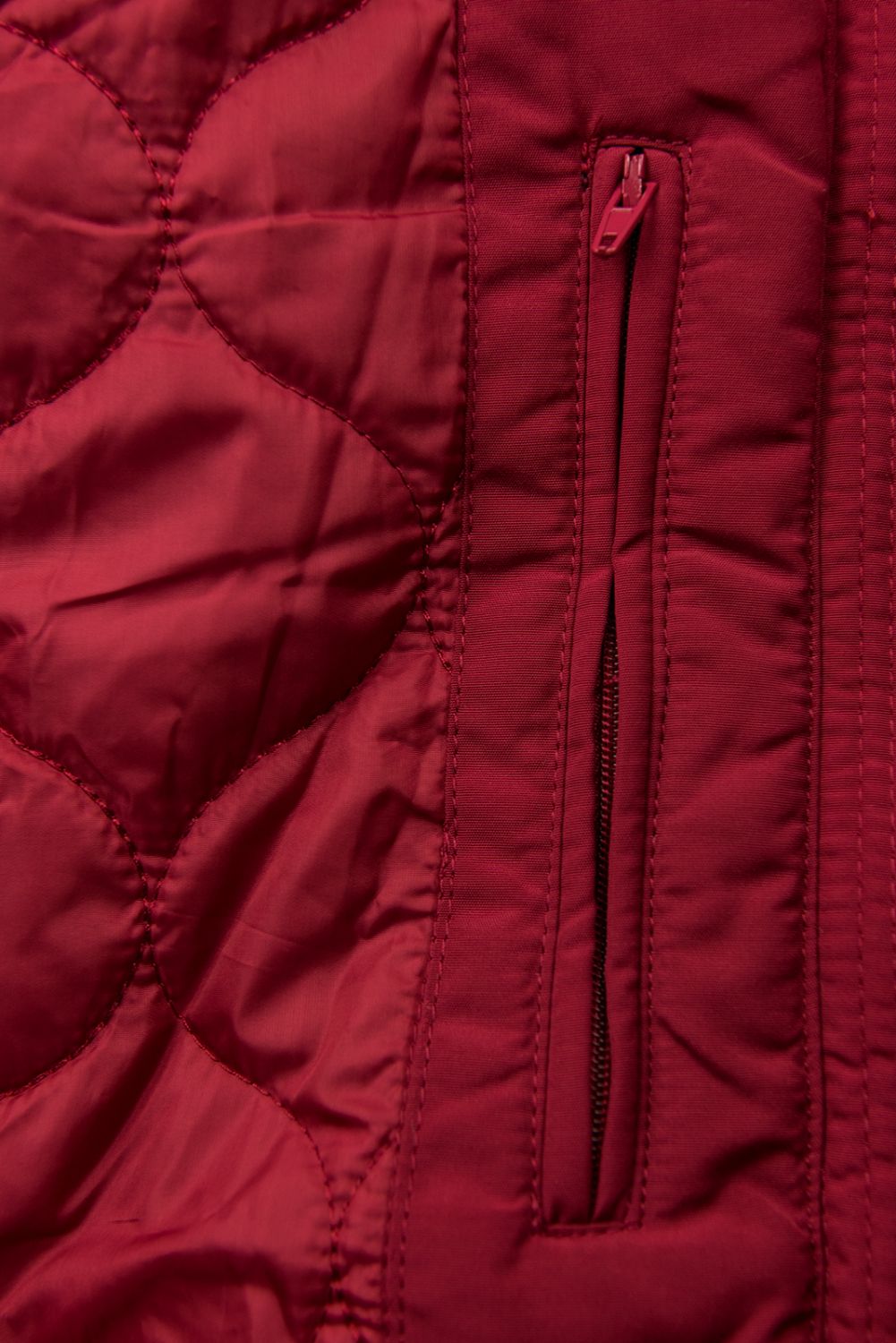 Parka de tranziție îmblănită roșu închis