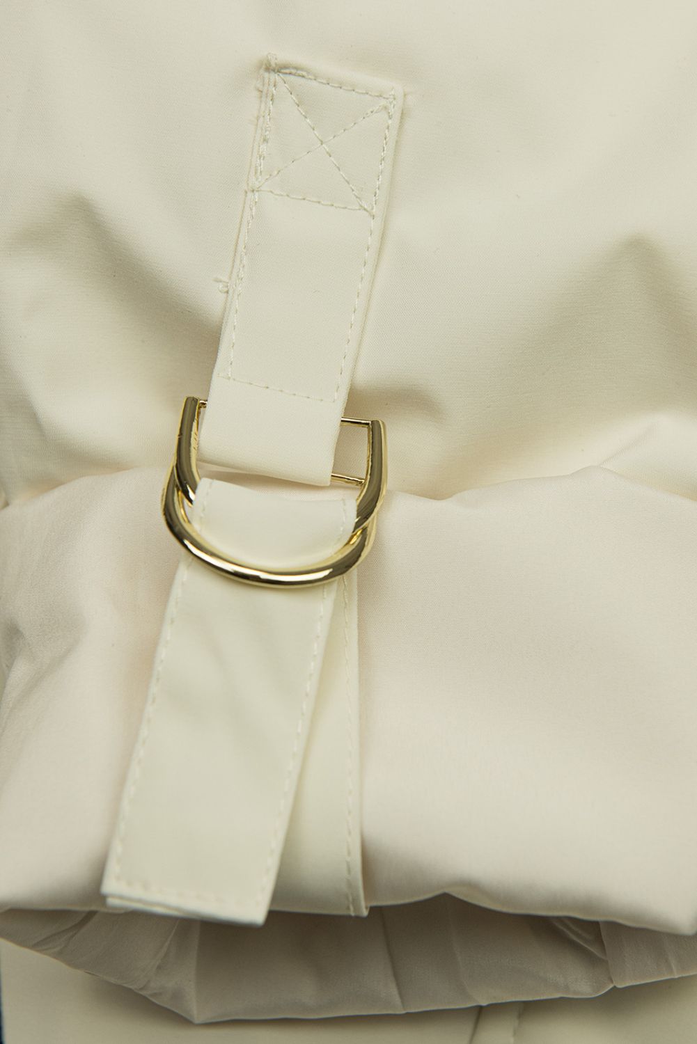 Parka pentru damă cu detalii aurii ecru