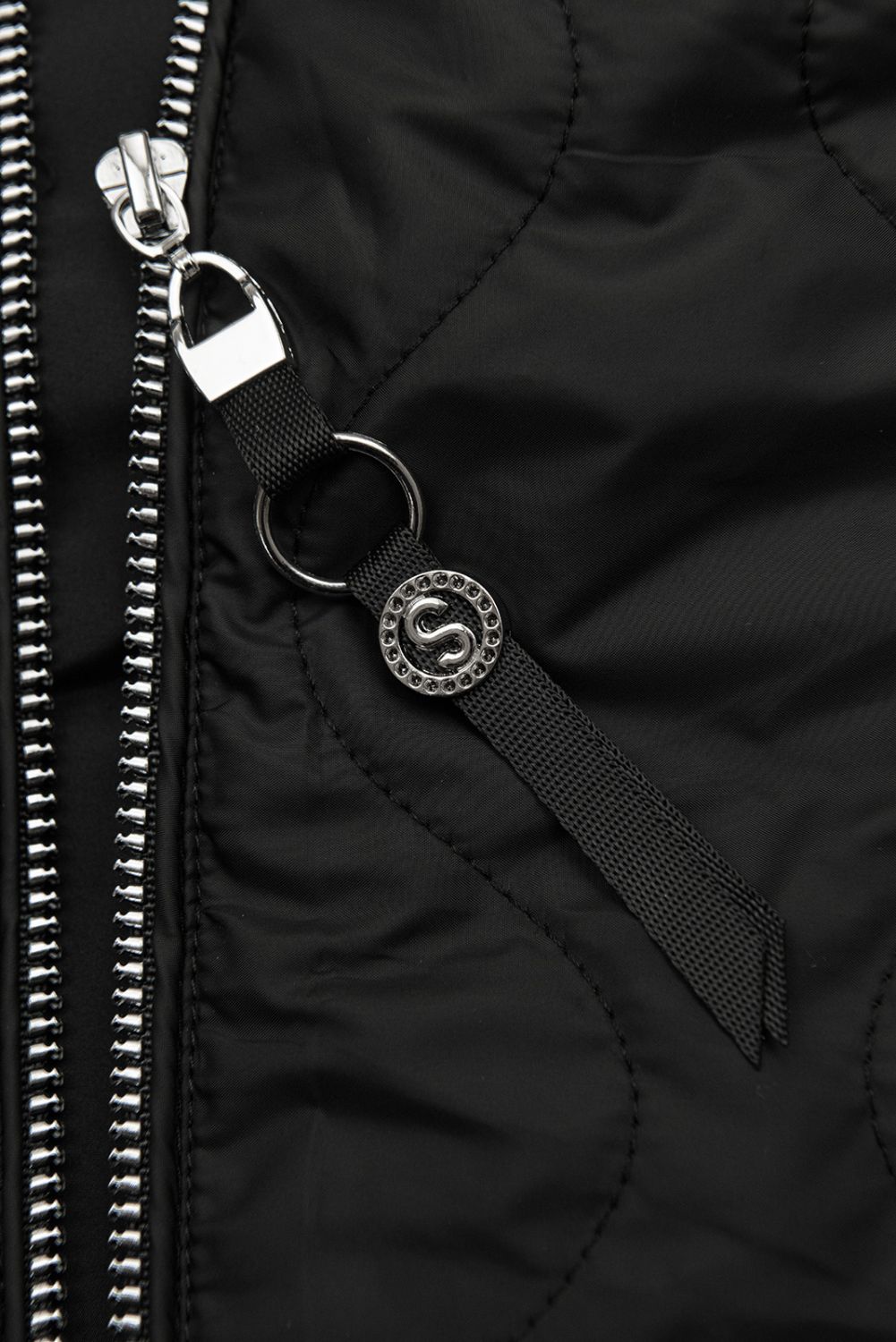 Geacă de tranziție pentru damă cu mâneci tricotate neagră