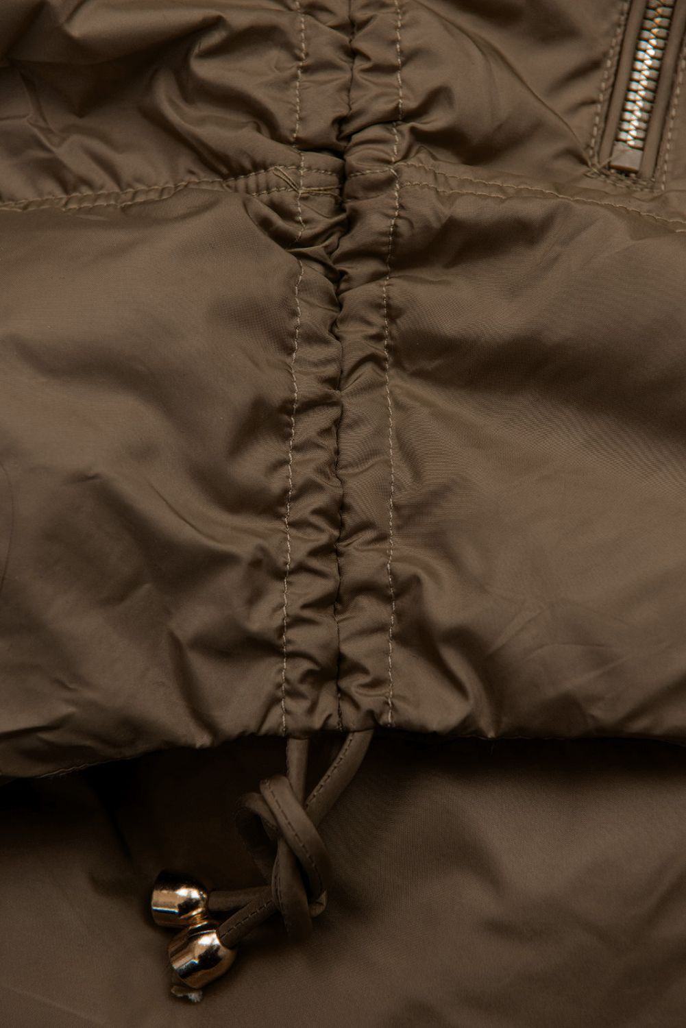 Vestă matlasată pentru damă cu glugă detașabilă maro