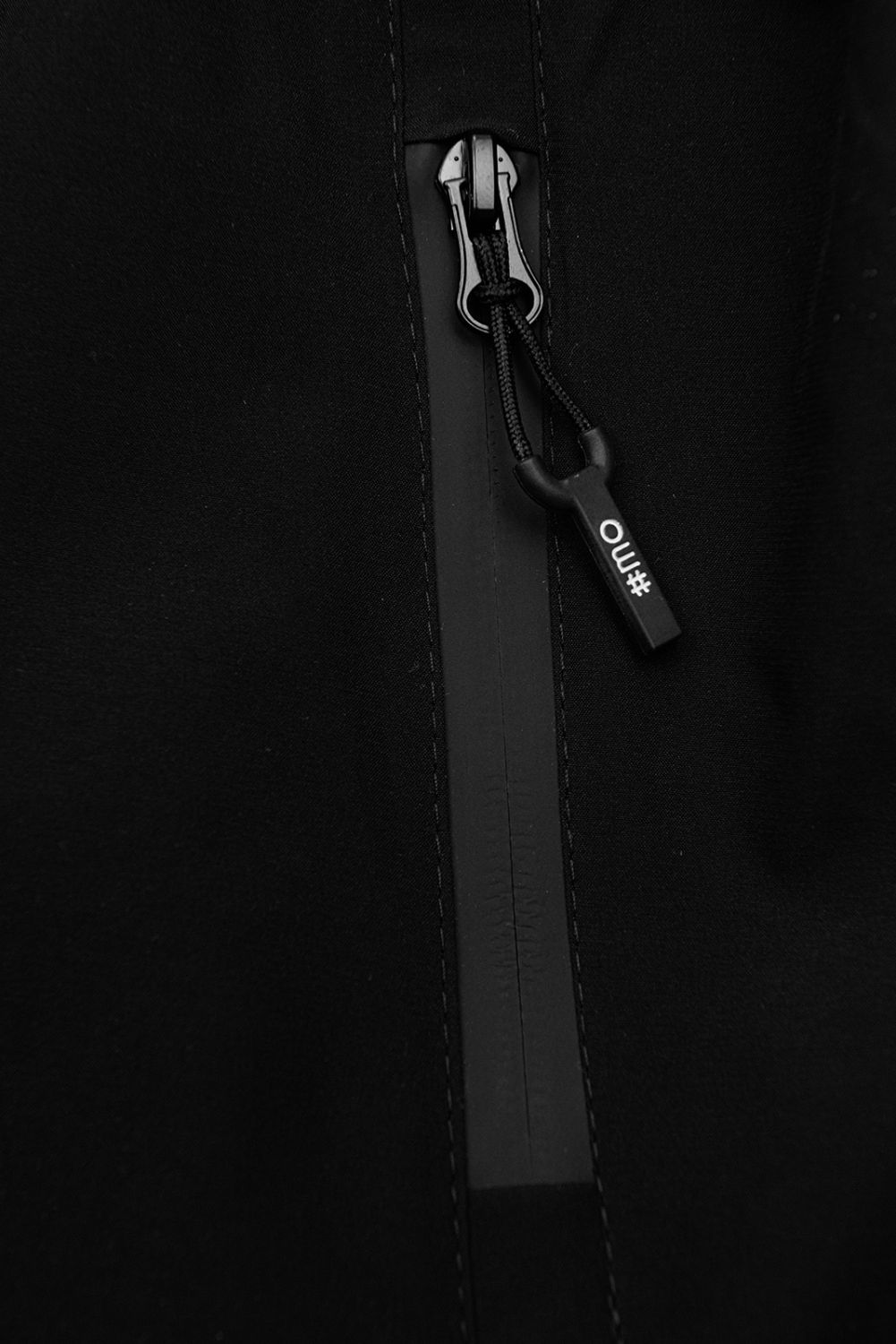 Parka neagră de primăvară cu fermoar bidirecțional