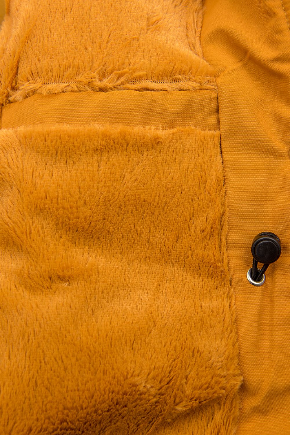 Geacă de iarnă galbenă muștar cu blană maro