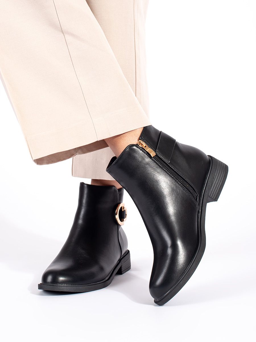 Botine negre clasice pentru femei