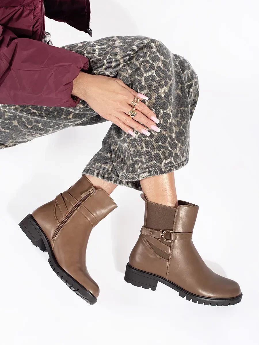 Botine înalte maro