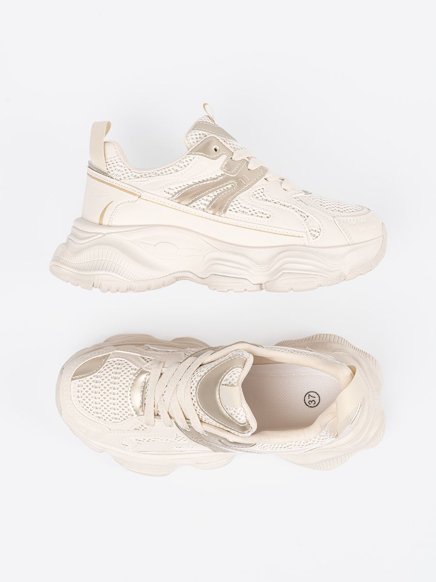Sneakersi bej deschis cu talpă groasă