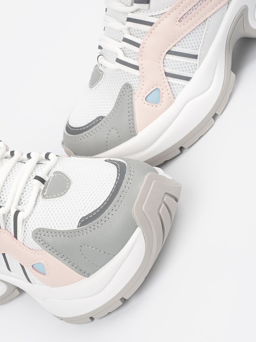 Pantofi sport pastel pe platformă