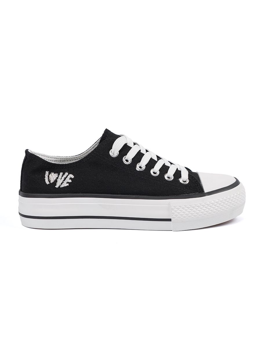 Adidași negri cu inscripția Love