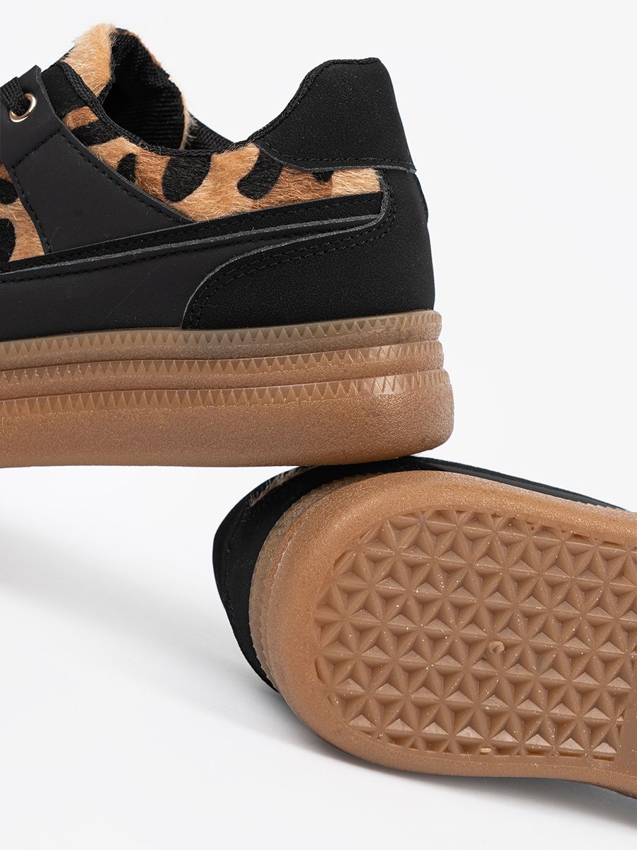 Sneakers negri cu detalii de panteră