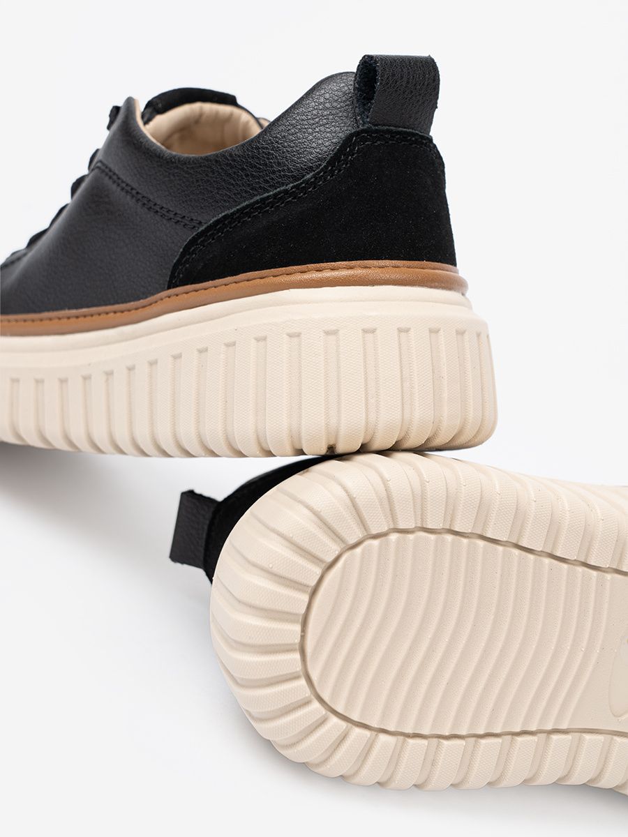 Sneakers negri din piele pe platformă bej