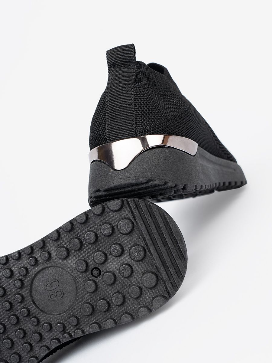 Pantofi sport slip-on negri cu partea superioară din textil