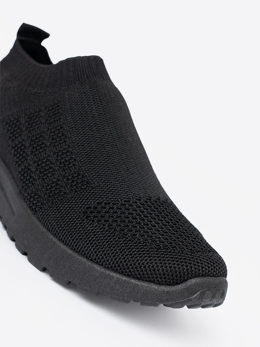 Pantofi sport slip-on negri cu partea superioară din textil