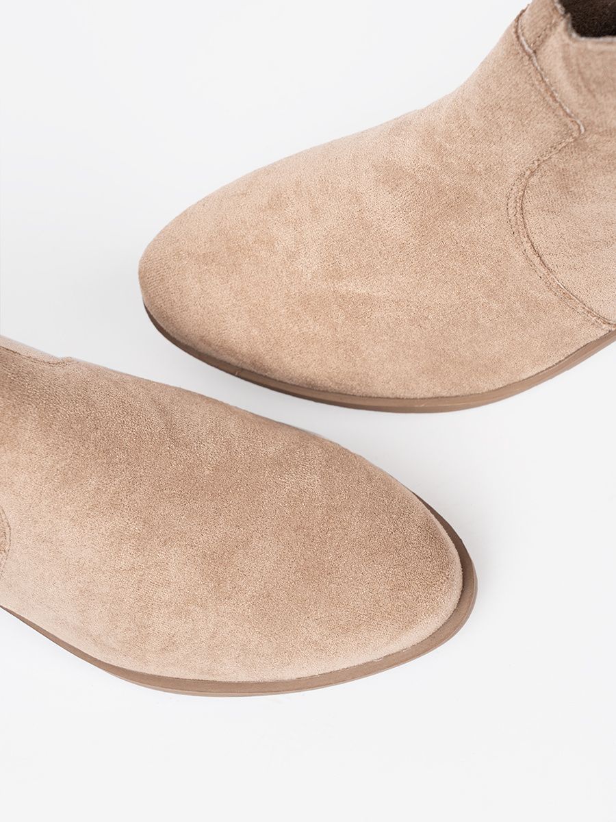 Botine bej din suede