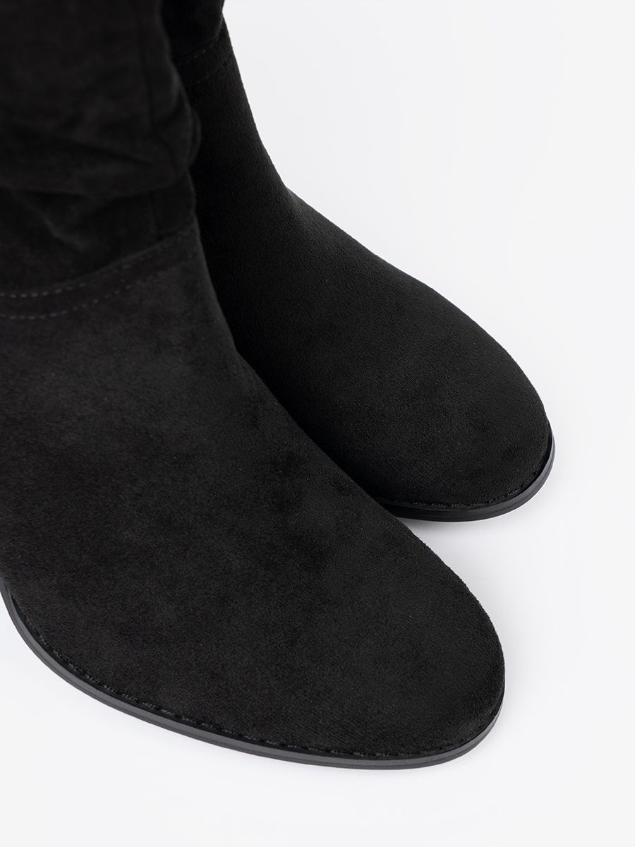 Botine negre din suede cu toc bloc și guler plisat