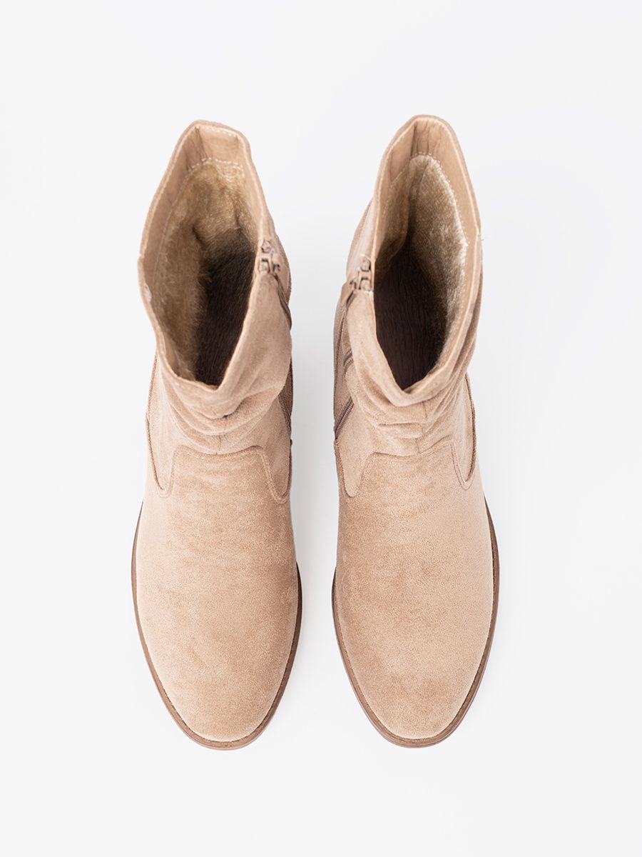 Botine bej cu guler plisat
