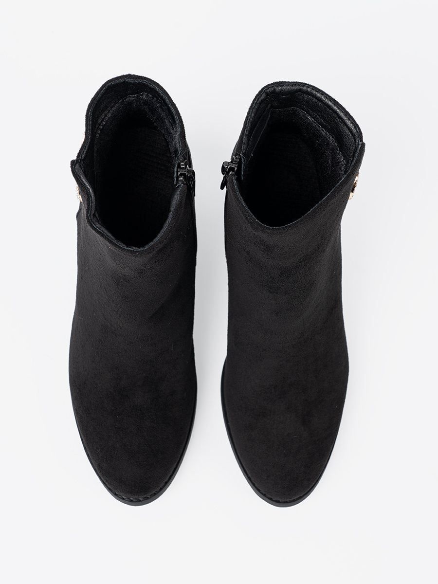 Botine negre cu cataramă elegantă