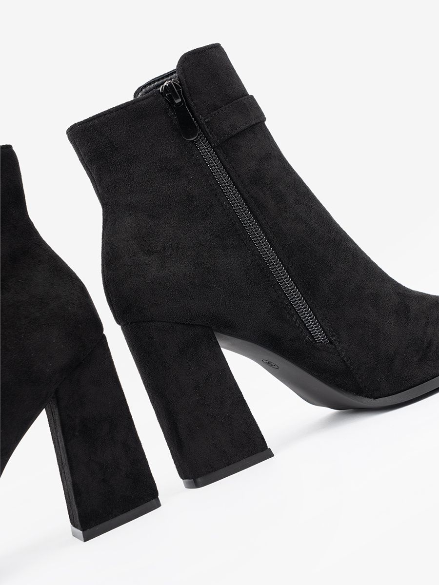 Botine elegante negre cu accent de bijuterie
