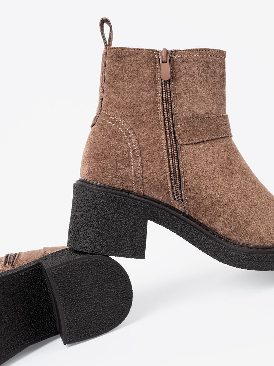 Botine bej elegante cu toc stabil